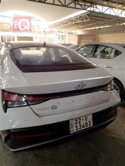 هیوندای ئەلەنترا